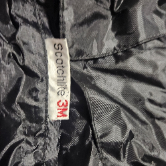 Motorcycle rain gear - Picture 2 of 3